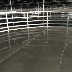 Sudura in plastic bazine apa ferma piscicola (fish farm)